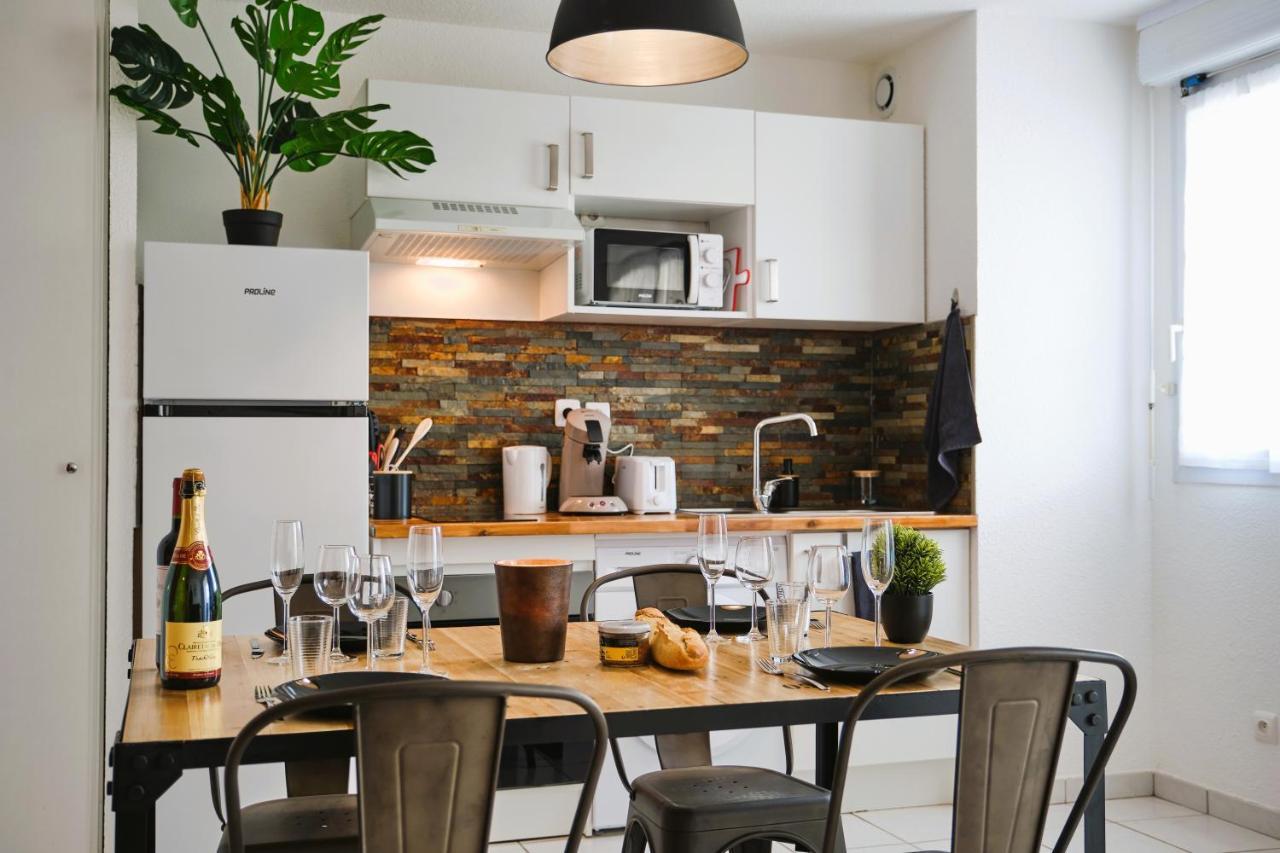 Tout Confort ! Calme, Climatisation, Piscine, Parking Gratuit, Grande Terrasse, Netflix, Wifi Carcassonne Zewnętrze zdjęcie