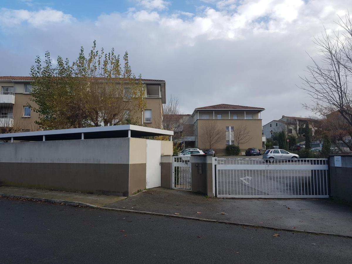 Tout Confort ! Calme, Climatisation, Piscine, Parking Gratuit, Grande Terrasse, Netflix, Wifi Carcassonne Zewnętrze zdjęcie